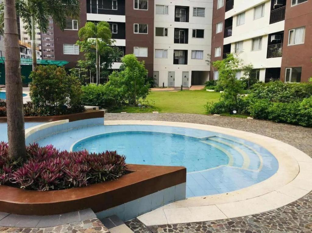 Avida Atria T2-F ,5Mins To Festive Walk And 4 Mins To Iloilo Convention Center公寓式酒店 外观 照片