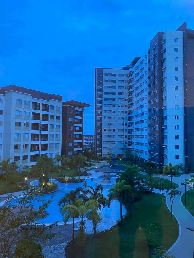 Avida Atria T2-F ,5Mins To Festive Walk And 4 Mins To Iloilo Convention Center公寓式酒店 外观 照片